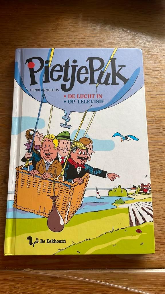 Pietje Puk omnibus De lucht in / Op televisie., Boeken, Kinderboeken | Jeugd | onder 10 jaar, Zo goed als nieuw, Fictie algemeen