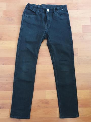 Zwarte spijkerbroek. Zgan. Skinny fit. Maat 152. &Denim beschikbaar voor biedingen