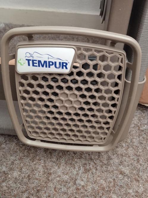 Tempur (schotel) bedbodem 90x200cm; 4-motorig, Huis en Inrichting, Slaapkamer | Matrassen en Bedbodems, Zo goed als nieuw, Bedbodem