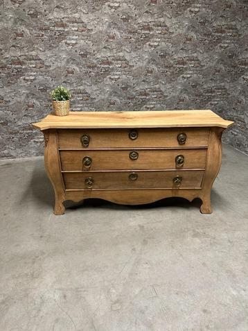 Antiek eiken commode | dressoir nr10 beschikbaar voor biedingen