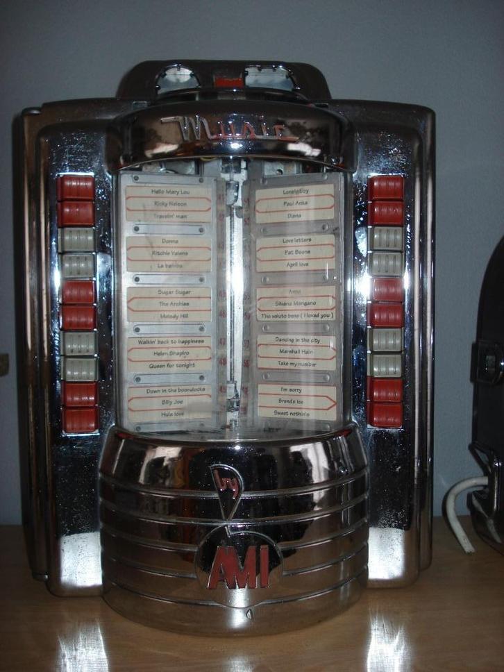 Jukebox Wallbox Ami W 120 1953 zeer mooie staat Chrome, Verzamelen, Automaten | Jukeboxen, Zo goed als nieuw, Ami, 1950 tot 1960