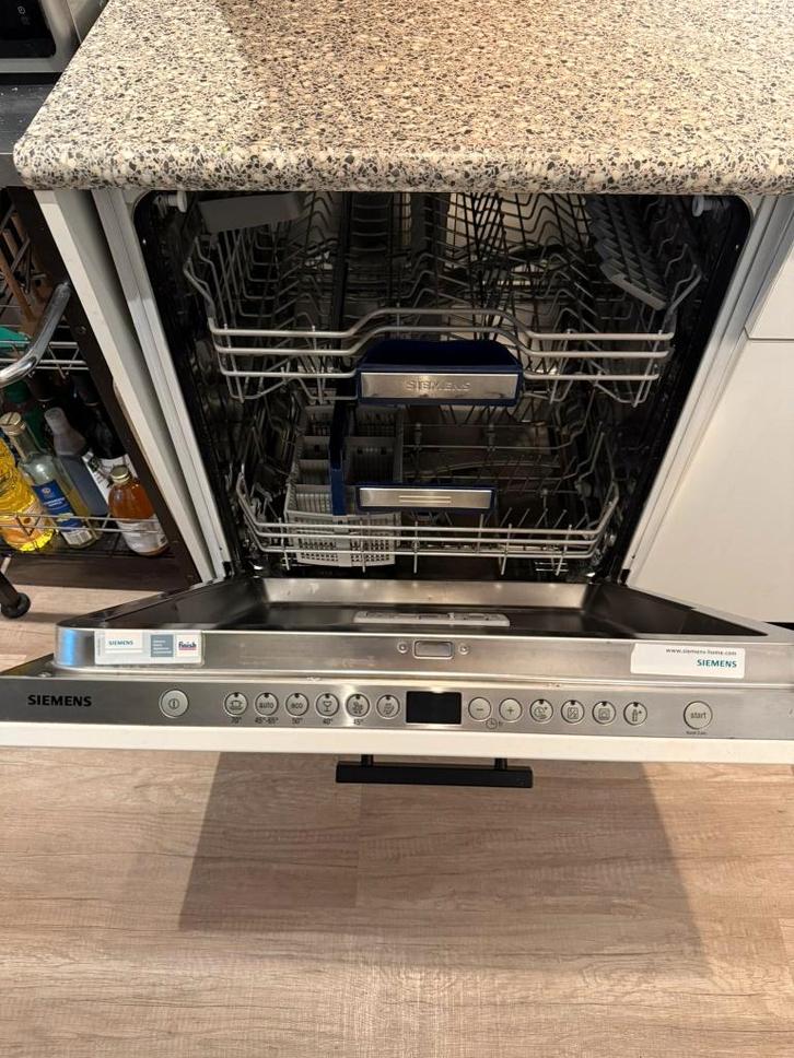 Siemens inbouwvaatwasser met front, Witgoed en Apparatuur, Vaatwasmachines, Gebruikt, Inbouw, Minder dan 85 cm, 45 tot 60 cm, Energieklasse A of zuiniger