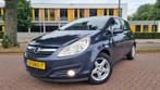 OPEL Corsa 1.4 5drs Enjoy Airco/ Cruise/ Trekhaak nwe APK!, Auto's, Gebruikt, Zwart, 4 cilinders, Origineel Nederlands