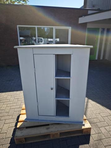 Statafel Bijzettafel voor in Garage of Kroeg 104x80x126 beschikbaar voor biedingen