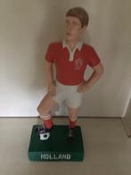 Beeld voetballer nederlands elftal op sokkel., Ophalen of Verzenden, Zo goed als nieuw, Overige binnenlandse clubs, Shirt