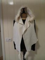 Omslag doek sjaal imitatie bont, Ophalen of Verzenden, Zo goed als nieuw, Maat 46/48 (XL) of groter, Sjaal