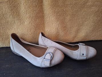 Ballerina’s van Hush puppies maat 37 beschikbaar voor biedingen