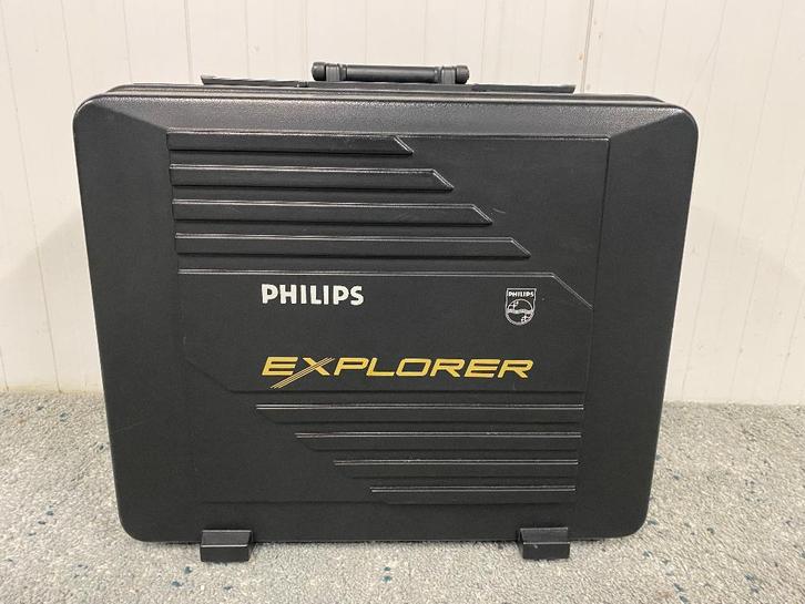 Philips Explorer VHS-camcorder jaren 80, Audio, Tv en Foto, Videocamera's Analoog, Camera, VHS of SVHS, Ophalen of Verzenden
