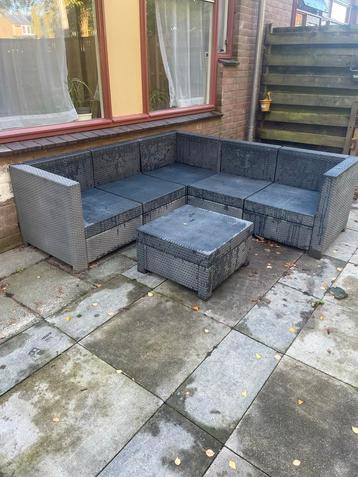 Loungeset  voor terras beschikbaar voor biedingen