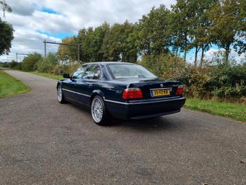 E38 740i 4.4 V8 non Vanos  nieuwe apk beschikbaar voor biedingen