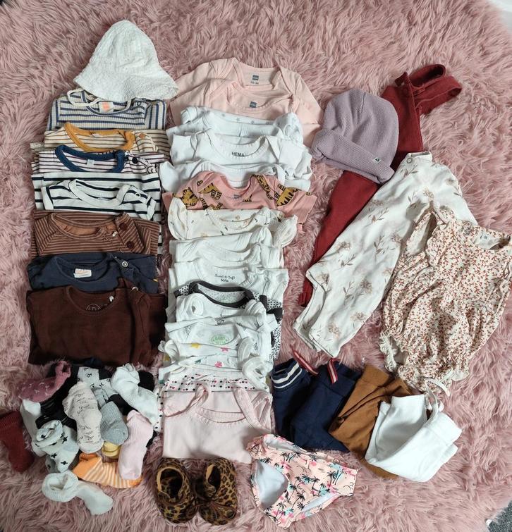 Kledingpakket meisje maat 50/56, Kinderen en Baby's, Babykleding | Baby-kledingpakketten, Zo goed als nieuw, Maat 50, Ophalen of Verzenden