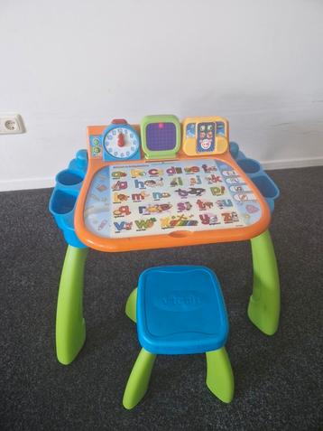 Vtech speeltafel beschikbaar voor biedingen