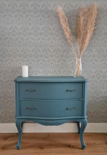 Mooi gerestyled vintage dressoir - antiekblauw beschikbaar voor biedingen