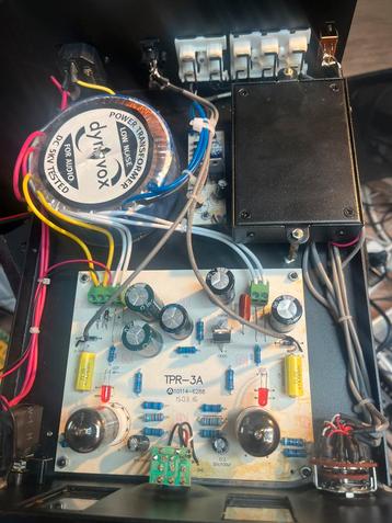 Dynavox TPR 3  buizen voorversterker phono , cd , tuner ,aux beschikbaar voor biedingen