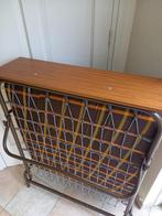 Opklapbed / Logeerbed jaren 70, Huis en Inrichting, Ophalen, Eenpersoons, Bruin, 190 cm of minder