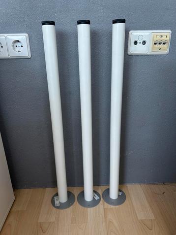 Witte tafelpoten 70cm beschikbaar voor biedingen