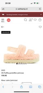 Uggs sandalen roze fluffy zgn 40, Kleding | Dames, Schoenen, Ophalen of Verzenden, Zo goed als nieuw, Roze, Sandalen of Muiltjes