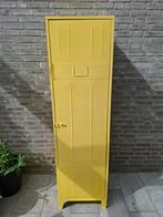 Lockerkast geel (tegen elk aannemelijk bod op te halen, Ophalen, Gebruikt
