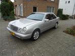 Mercedes-Benz E-klasse E-280 Elegance Automaat, Auto's, Gebruikt, Bedrijf, Zilver of Grijs, 6 cilinders
