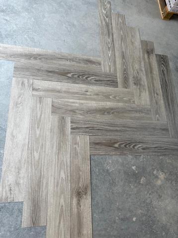 80m2 Lichtgrijs Laminaat - Vloerverwarming Geschikt beschikbaar voor biedingen