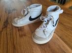Nike Hoge Sneakers Maat 35 - Veters & Klittenband, Gebruikt, Ophalen of Verzenden, Nike, Jongen of Meisje