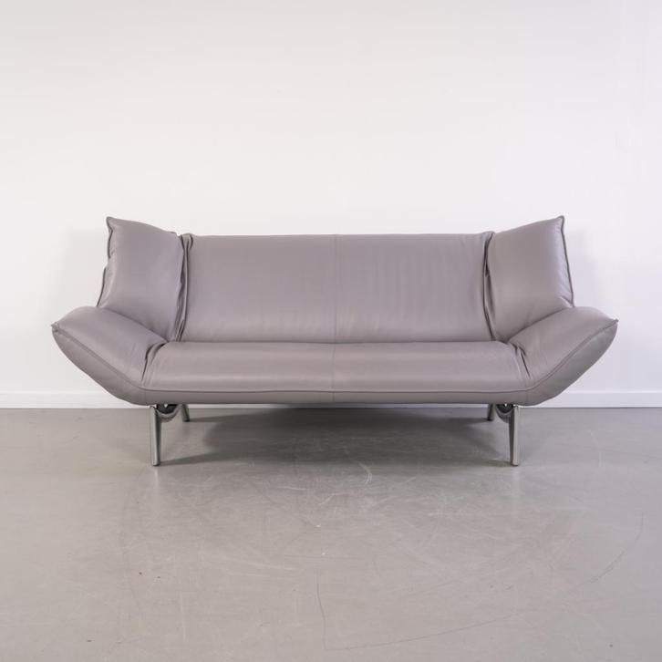 ACTIE!! 1x Leolux Tango 3-zits/223cm Bank Grijs - Gepolijst, Huis en Inrichting, Banken | Bankstellen, Zo goed als nieuw, Rechte bank
