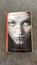 Richelle Mead - Bloedbelofte, Ophalen of Verzenden, Zo goed als nieuw, Richelle Mead