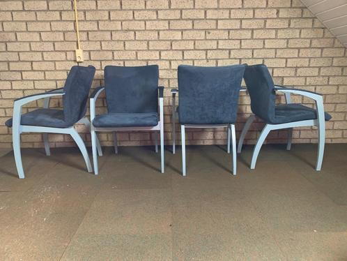 4x Leolux Camarilla eetkamerstoelen, Huis en Inrichting, Stoelen, Zo goed als nieuw, Vier, Hout, Stof, Blauw, Ophalen