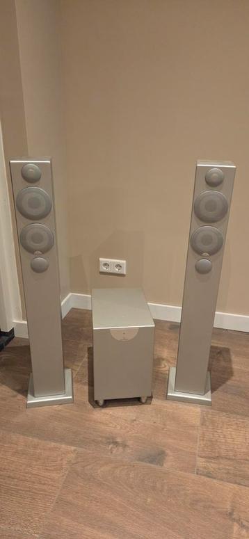 2x Radius 370 monitor audio + Radius 360 subwoofer beschikbaar voor biedingen