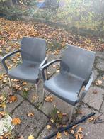 Gratis ophalen, 2 tuinstoelen, Ophalen, Zo goed als nieuw, Kunststof