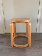 Stool 64 (artek stijl) kruk, Ophalen, Zo goed als nieuw, Hout
