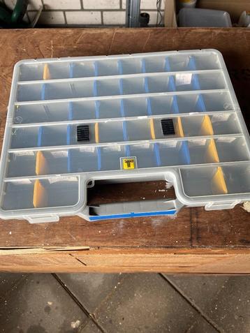 Opbergbox  beschikbaar voor biedingen