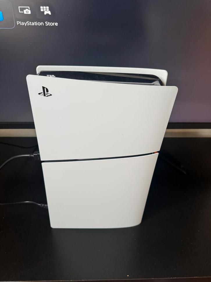 PlayStation 5 Digital Slim Edition + Garantie, Spelcomputers en Games, Spelcomputers | Sony PlayStation 5, Zo goed als nieuw, Ophalen