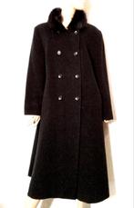 CLASSIC Mantel , Maat 44 , LAMSWOL , ANGORA, Kleding | Dames, Verzenden, Zo goed als nieuw, Maat 42/44 (L), Zwart