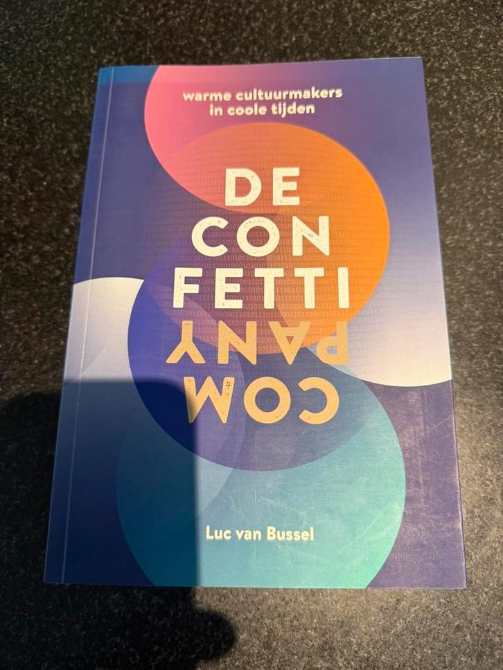 Luc van Bussel - De Confetti Company, Boeken, Wetenschap, Zo goed als nieuw, Sociale wetenschap, Ophalen of Verzenden