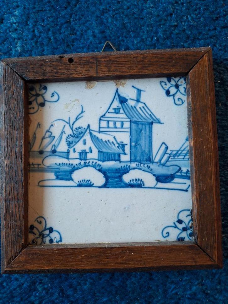 Delfts blauw tegeltje in houten lijst, Antiek en Kunst, Antiek | Wandborden en Tegels, Ophalen of Verzenden