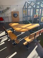 Instructie tafel met vaste bankjes, Ophalen, Rechthoekig, 75 cm of meer, 60 cm of meer