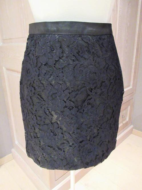 Nieuwe Saint Laurent zwarte lederen rok met kant, mt Fr 38, Kleding | Dames, Rokken, Nieuw, Maat 36 (S), Zwart, Verzenden