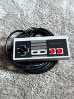 Nintendo NES controller als nieuw! Niet vergeeld werkt 100%, Ophalen of Verzenden, Zo goed als nieuw, Met 1 controller