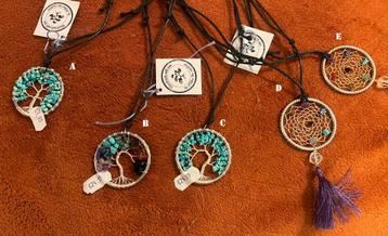 3 X LEVENSBOOM KETTING HAND GEMAAKT PER ST. € 17.95 beschikbaar voor biedingen