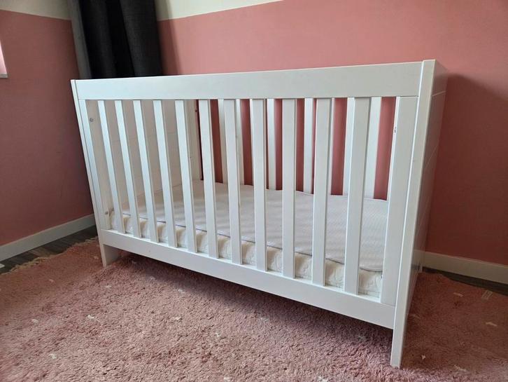 Ledikant Bopita Noah incl aerosleep matras+2x3d beschermers, Kinderen en Baby's, Babywiegjes en Ledikanten, Zo goed als nieuw