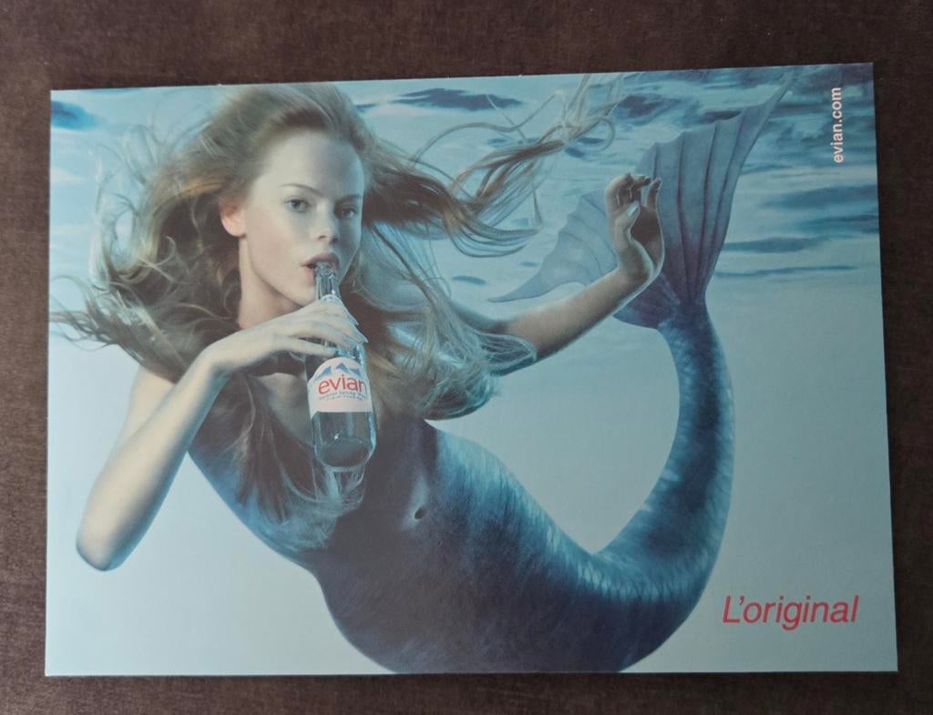 Zeemeermin met een flesje Evian water, Verzenden, 1980 tot heden, Ongelopen