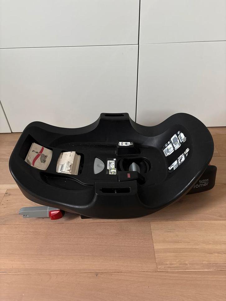 Britax Baby-Safe i-Size Base - Isofix, Kinderen en Baby's, Autostoeltjes, Gebruikt, Romer, 0 t/m 13 kg, Isofix, Zijbescherming