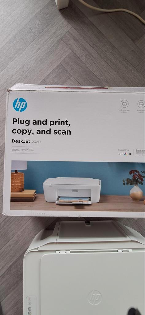 HP Deskjet 2320 met 2 nieuwe cartrigde, Computers en Software, Printers, Zo goed als nieuw, Printer, Ophalen