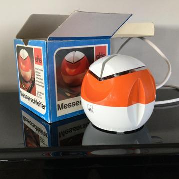 SHG MS 567 messenslijper een opvallend Space Age-design beschikbaar voor biedingen
