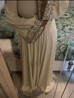 Arabische Jurk met Zilveren Details - Maat M, Kleding | Dames, Jurken, Maat 38/40 (M), Beige, Ophalen of Verzenden, Zo goed als nieuw