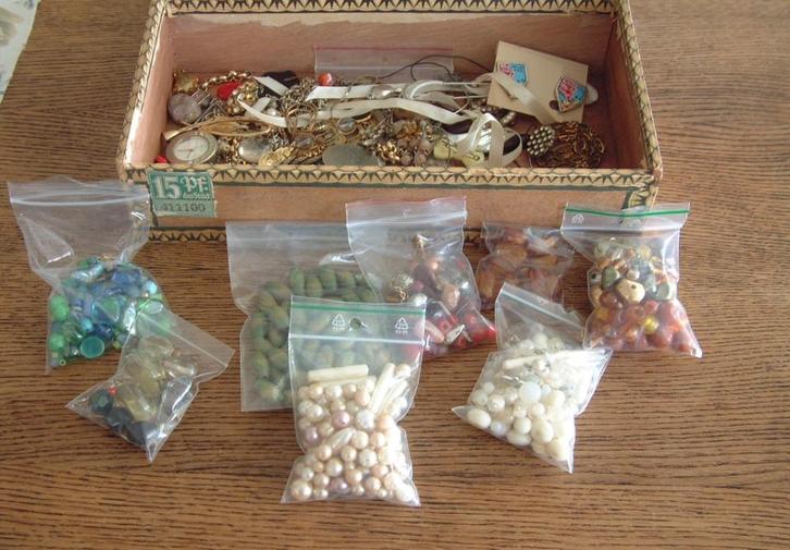 knutselen sieraad onderdeeltjes, Hobby en Vrije tijd, Knutselen, Gebruikt, Materiaal, Ophalen of Verzenden