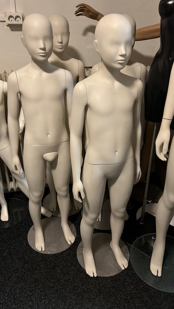 Kinder etalagepop paspop  mooi voor kledingfotografie, Kinderen en Baby's, Kinderkleding | Overige, Jongen of Meisje, Ophalen of Verzenden