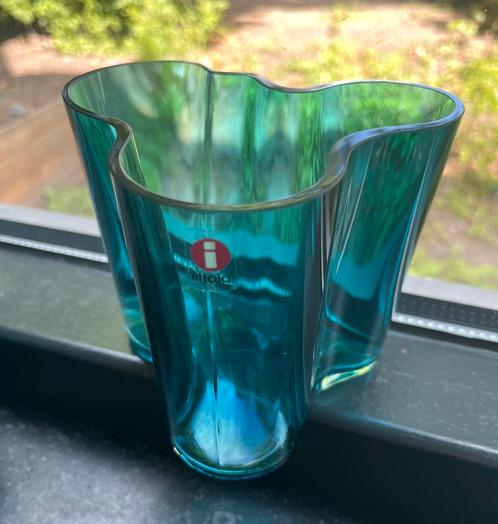 Iittala Alvar Aalto tafelvaasje 95mm petrol, Huis en Inrichting, Woonaccessoires | Vazen, Ophalen of Verzenden