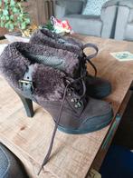 1 paar dames  laarsjes met hoge hak maat 39, Bruin, Ophalen of Verzenden, Zo goed als nieuw, Schoenen met hoge hakken